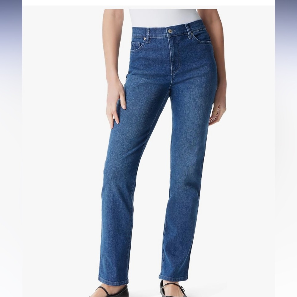Classic Blue Slimming Women's Jeans by Gloria Vanderbilt